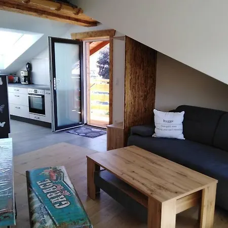 Komplette Dachwohnung Mit Balkon Und Bergblick Sonthofen
