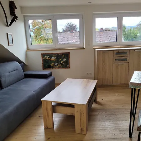 Appartement Komplette Dachwohnung Mit Balkon Und Bergblick *