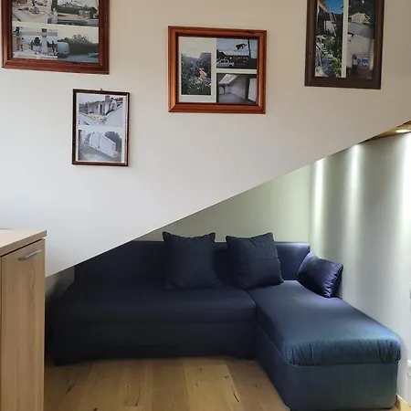 Komplette Dachwohnung Mit Balkon Und Bergblick Appartement Sonthofen